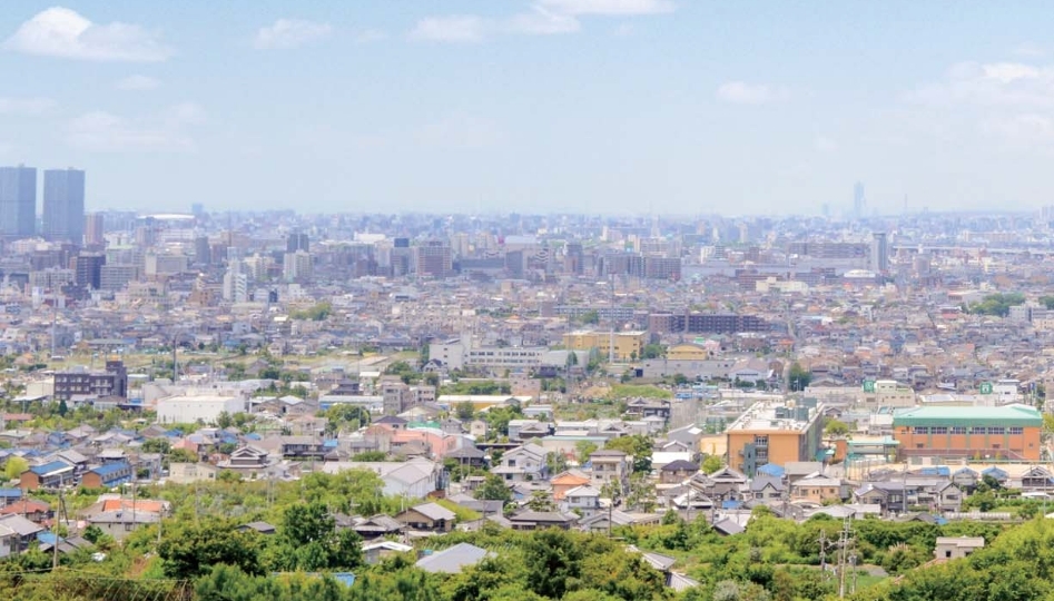 八尾市街を上空から撮影した写真