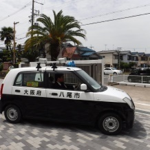 写真：青色防犯パトロールカー