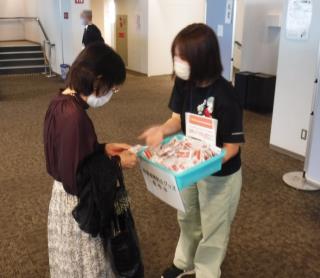 写真：特殊詐欺被害防止啓発の様子2