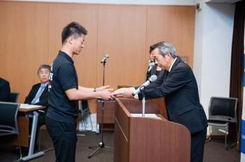 写真：発足式の模様2