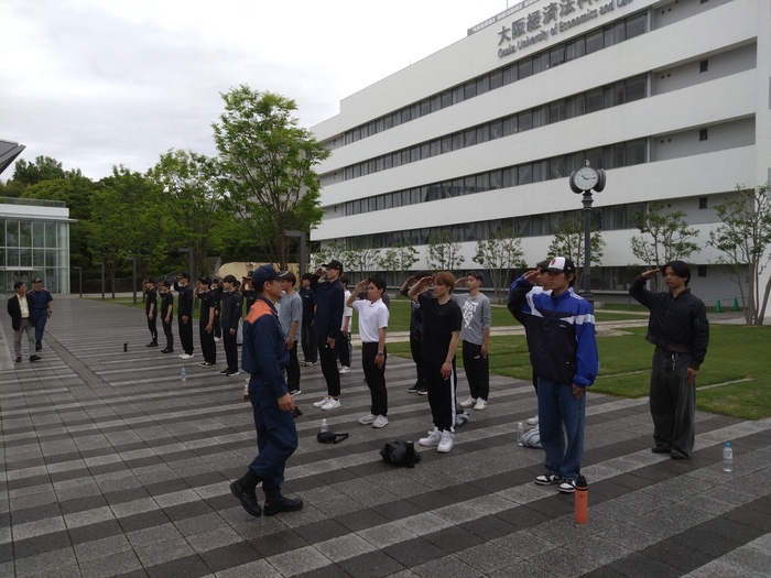 写真:規律訓練の様子