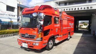 写真：タンク車　T13