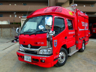 写真：スモールタンク車　ST28