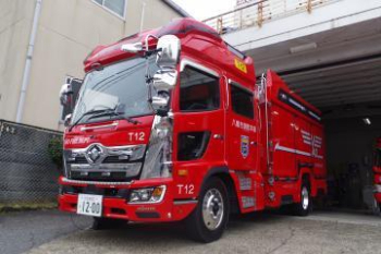 写真：特殊水槽付消防ポンプ自動車1
