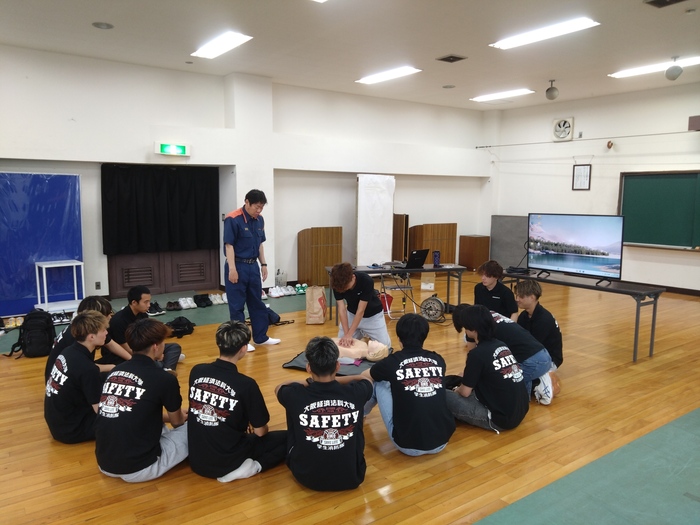 心肺蘇生法とAEDの使用方法