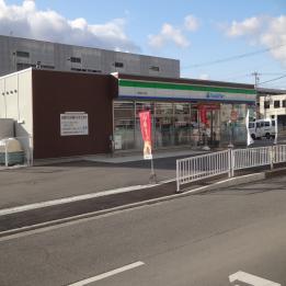 写真：【西郡住宅】活用事例（コンビニエンスストア）