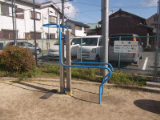 写真：懸垂・ぶら下がり健康遊具