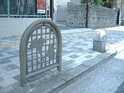 写真：車止め2
