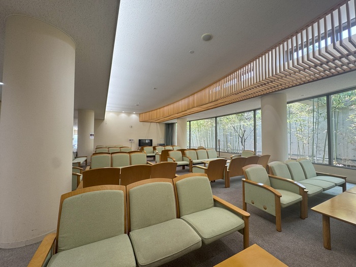 2階待合ホール