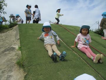 写真：3歳児は徒歩