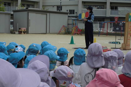 写真:交通安全指導1