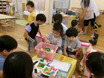 写真：0.1.2歳児クラスの様子11