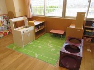 ひまわり組保育室2