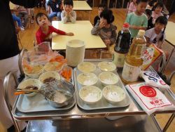 調味料　砂糖、塩、酢、しょうゆ、みそ