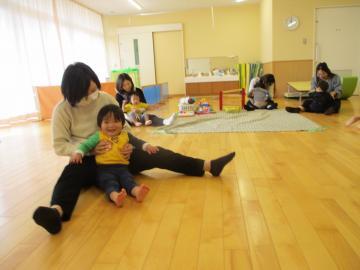 写真：[つくってあそぼう」の様子4