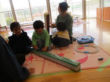 写真：4月室内遊び3