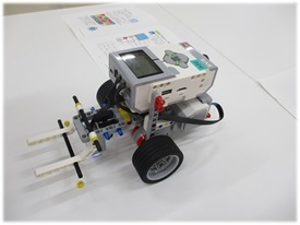 写真：組み立てたロボット