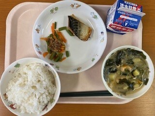 写真：給食献立 6月26日