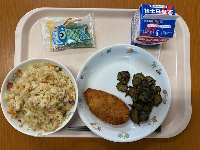 写真：給食献立 5月2日