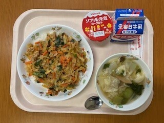 写真：給食献立 5月17日