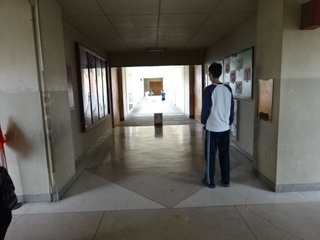 写真:学校探検1