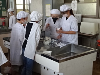 写真:調理実習4