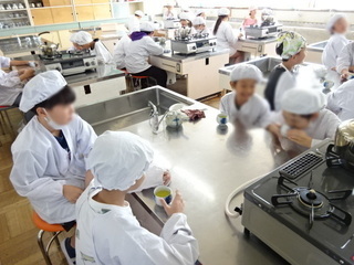 写真:調理実習7