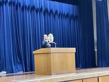 写真：校長先生