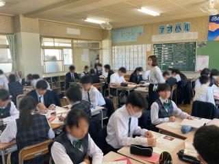 写真：3年生の授業の様子2
