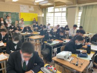 写真：2年生の授業の様子1