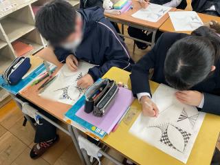 写真：2年生の授業の様子1
