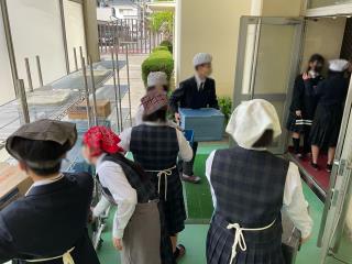 写真：学校給食4