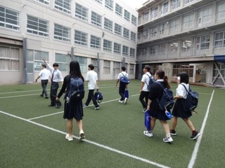 写真：3年生　高校体験学習