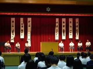 写真：後期生徒会 役員選挙1