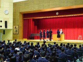 写真：認証式1