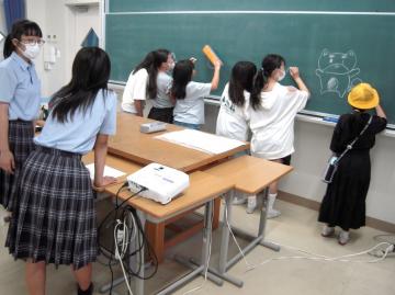 創作部の部活動体験29