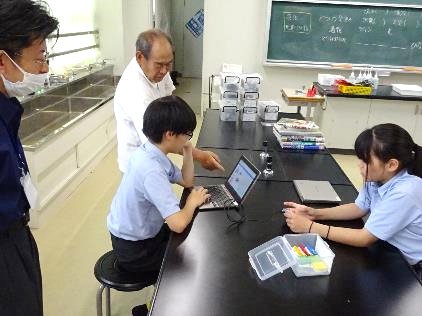 科学部・活動の様子03