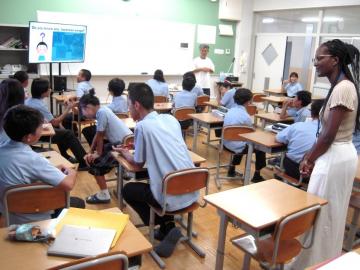 写真：新任ALTの校内研修（令和6年8月28日）1