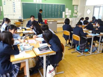 写真：国語の授業の様子