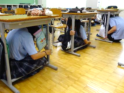 2学期避難訓練04