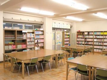 写真:図書室