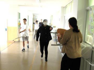 写真：不審者対応訓練1