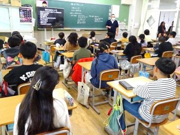 写真：授業の様子1