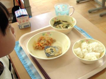 写真：しっかり配膳3