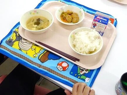 2年生の給食交流会04