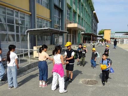 あいさつ運動04
