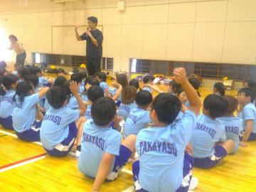 写真：体育大会の練習・団演1