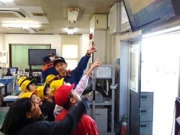 写真：八尾市消防署高安出張所　社会見学4