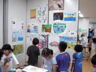 写真：校内夏休み作品展2