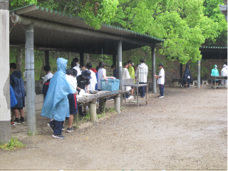 写真：野外炊飯2